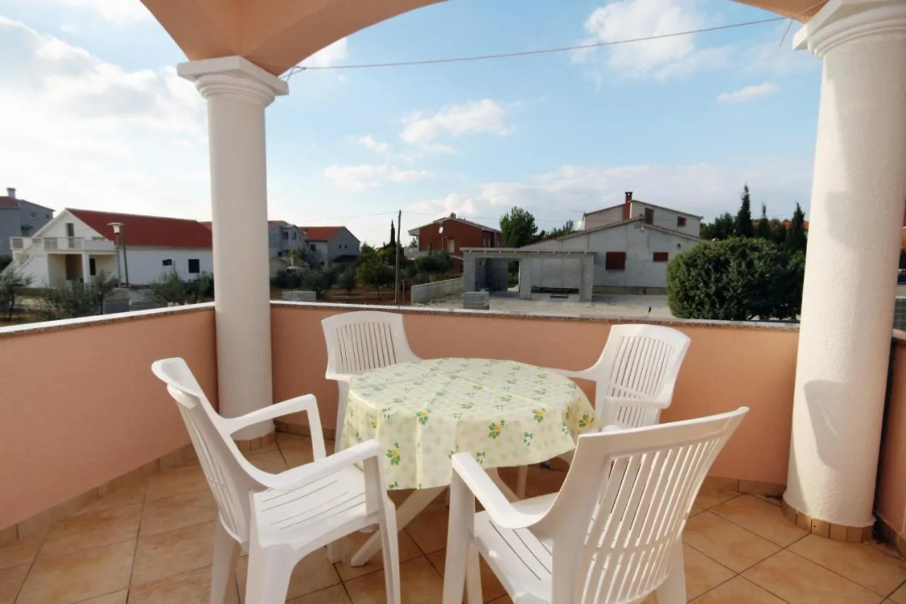 Apartment Vrsi - Mulo 5860C Nin