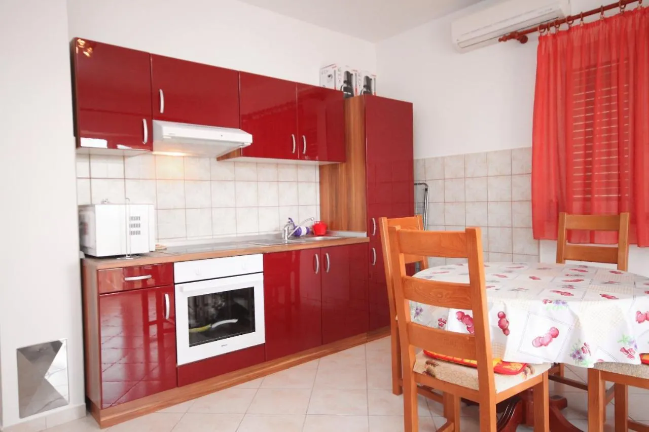 Apartment Vrsi - Mulo 5860C Nin Croatia